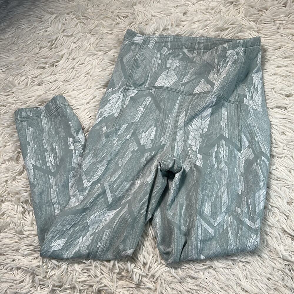 Lululemon Swift Speed High-Rise Crop 21" Reverberate Chevron Jacquard Silver Blu